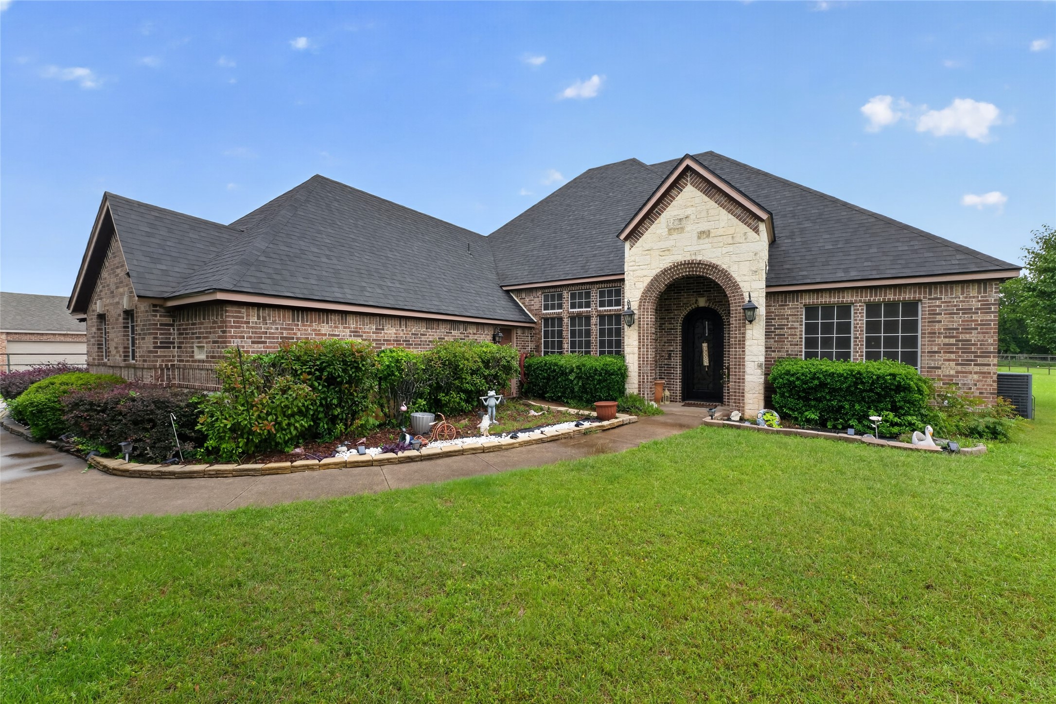 1916 Buckskin Road Crowley TX 76036
