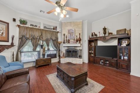 1916 Buckskin Road Crowley TX 76036