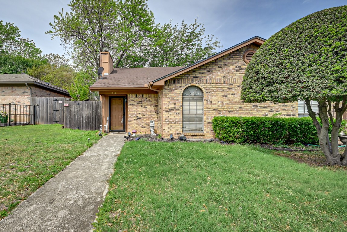 1416 Las Jardines Court Arlington TX 76013