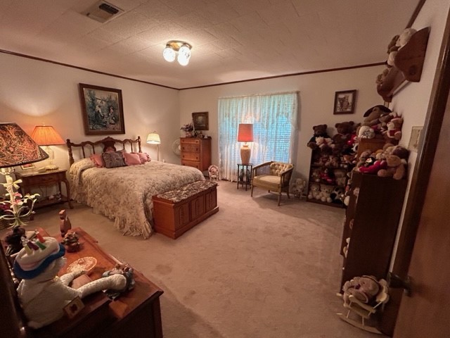 102 E Crockett Street De Kalb TX 75559