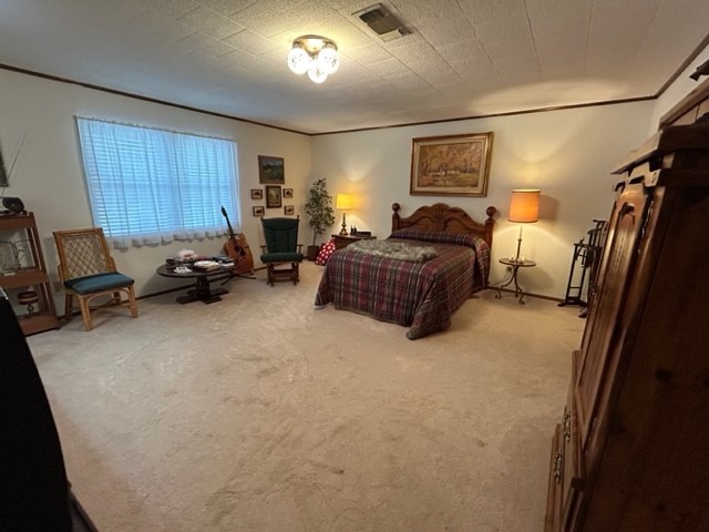 102 E Crockett Street De Kalb TX 75559