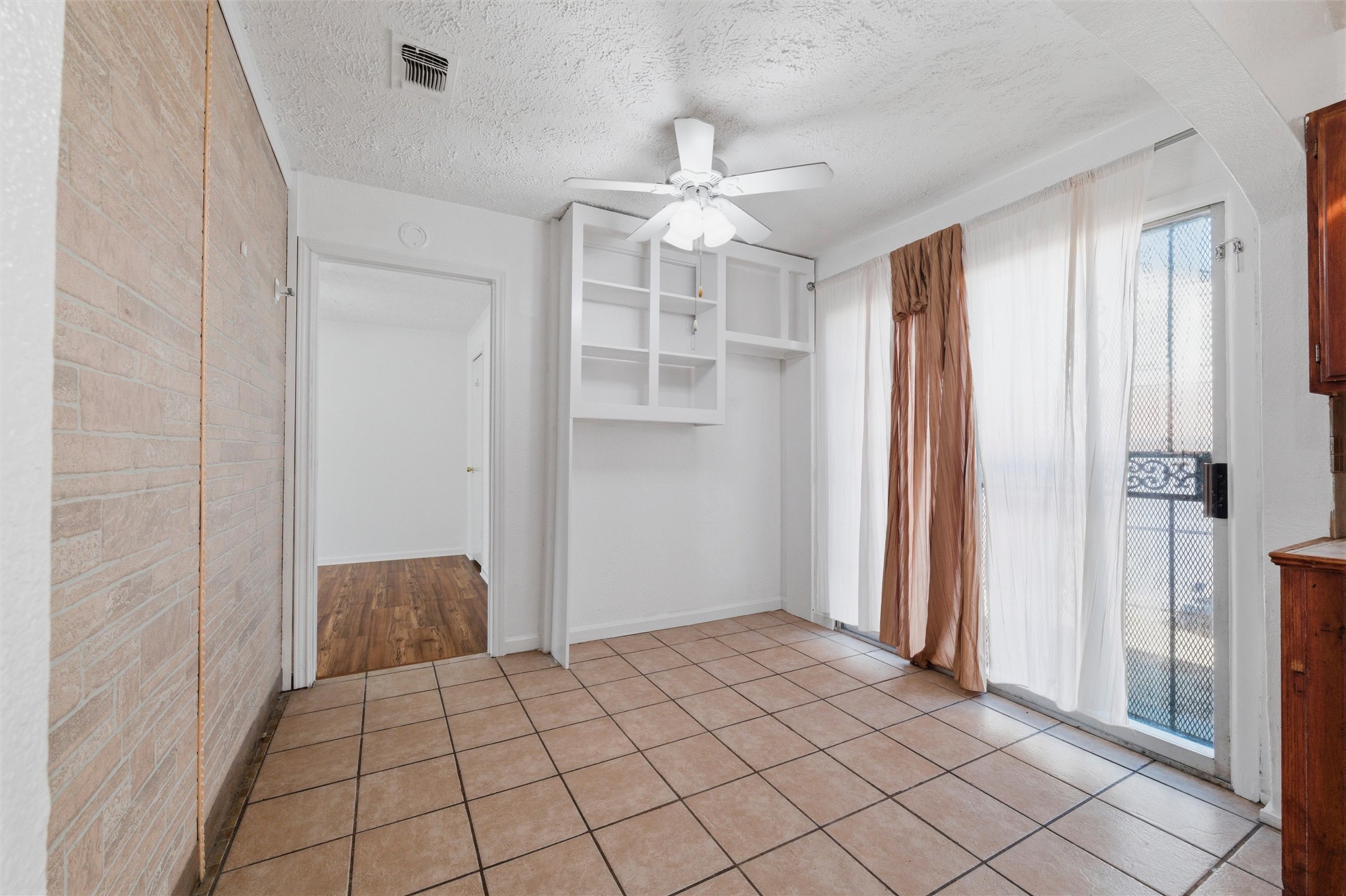 10654 Aledo Drive Dallas TX 75228