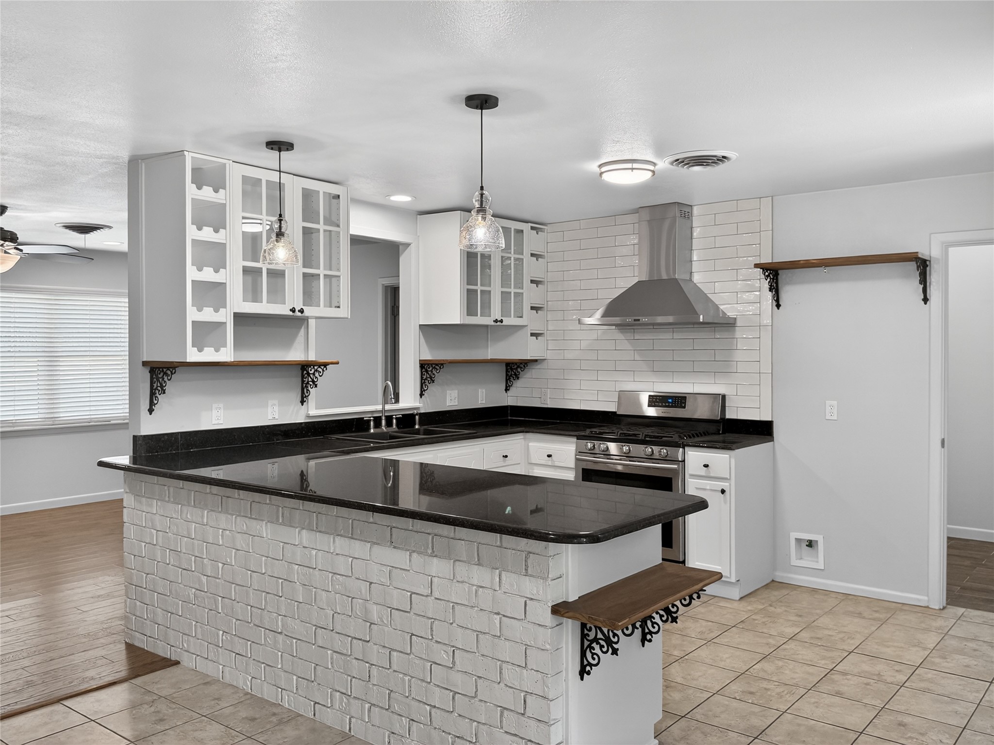 617 Dunaway Lane Azle TX 76020