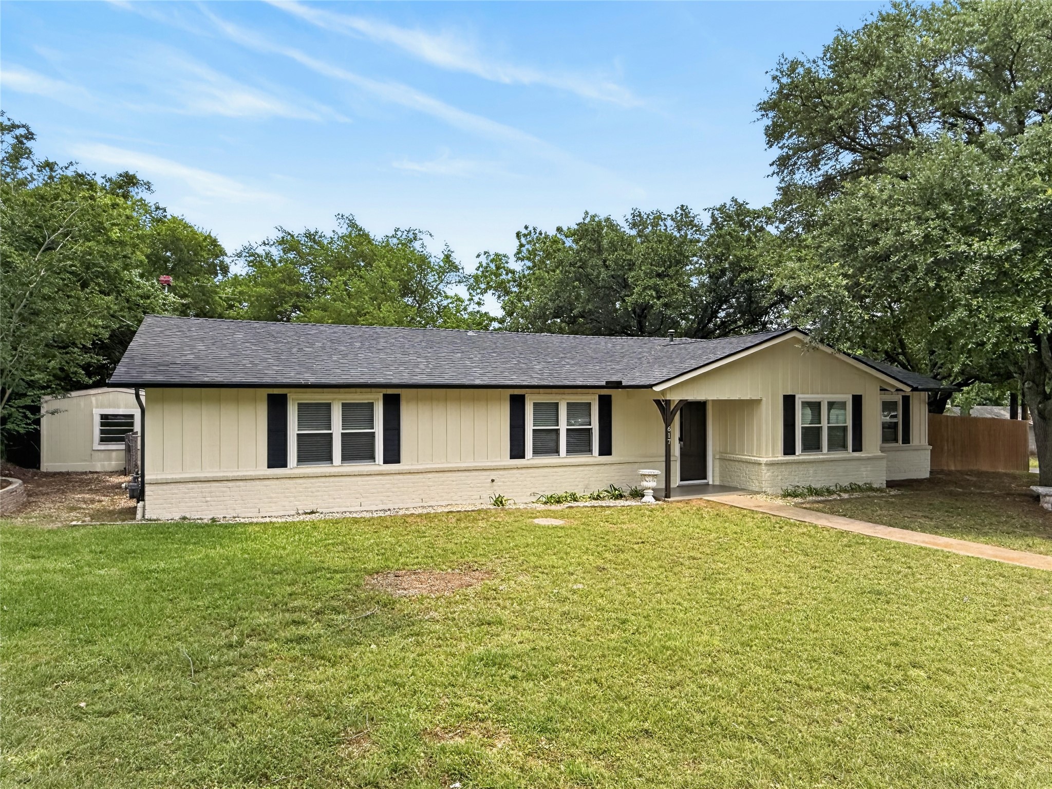 617 Dunaway Lane Azle TX 76020
