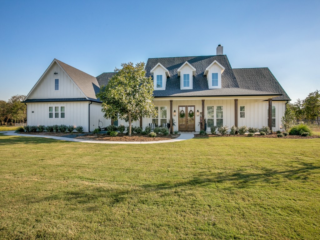 757 Glade Park Court Azle TX 76020