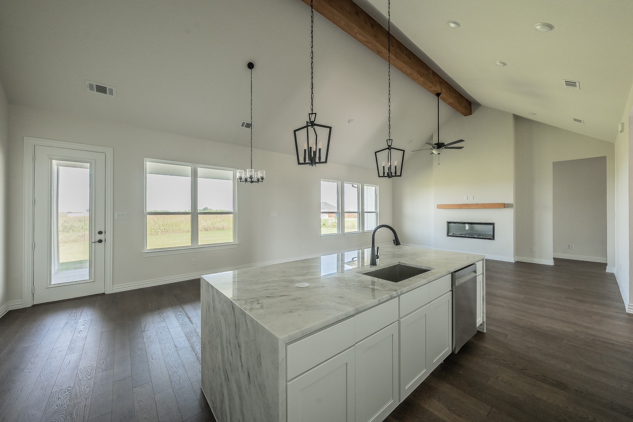 10611 Winter Wheat Lane Venus TX 76084