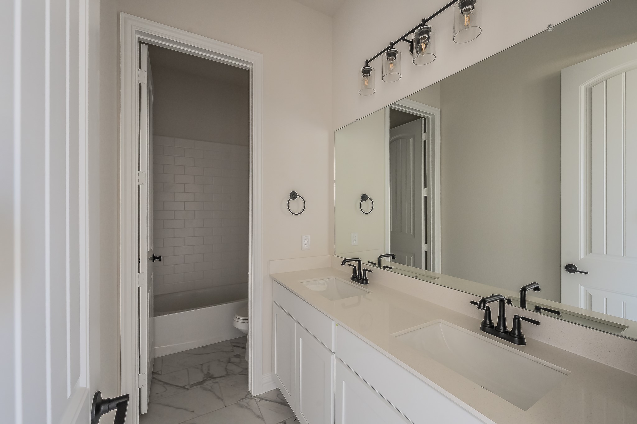 10611 Winter Wheat Lane Venus TX 76084