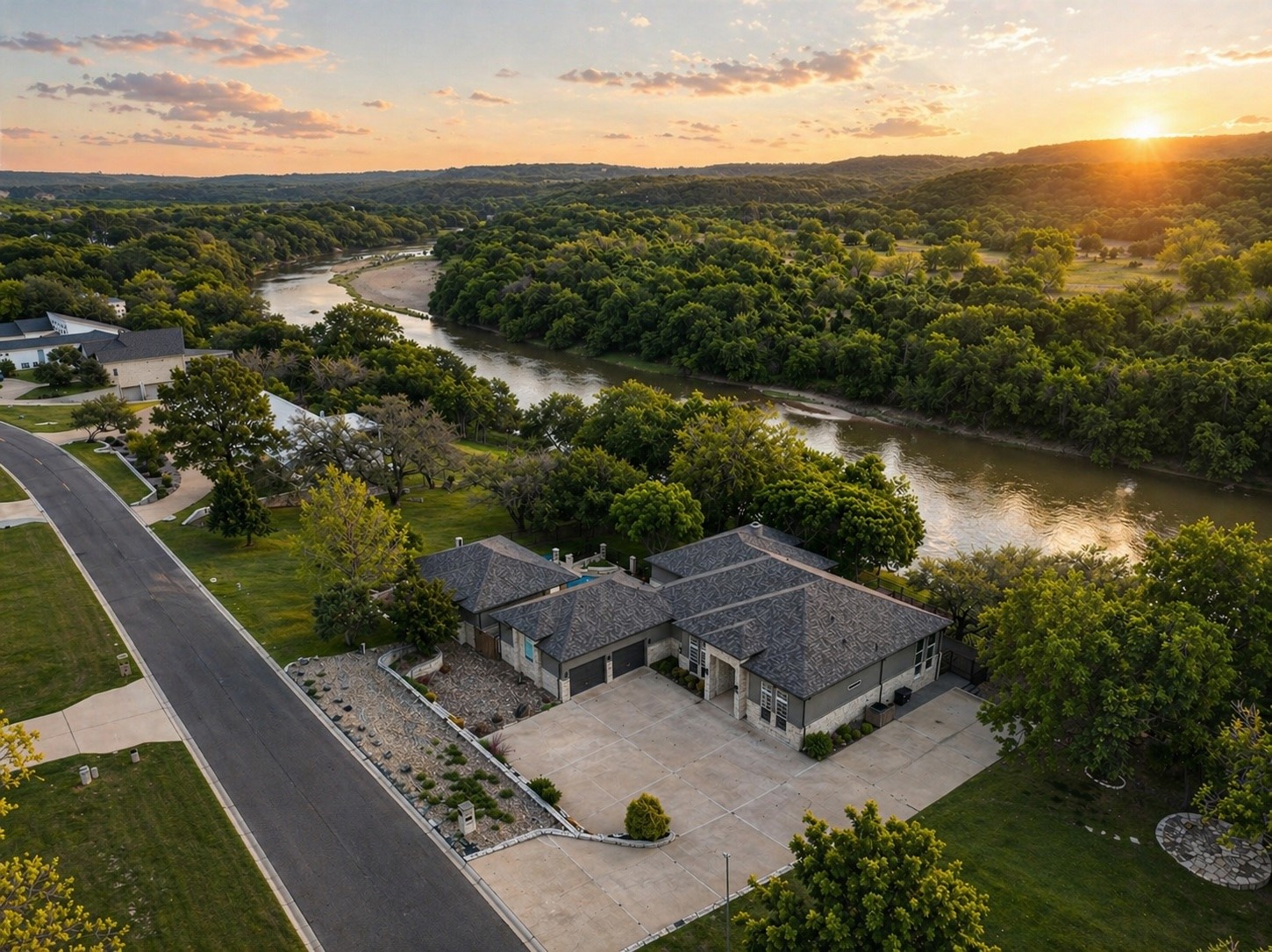 9704 Ravenswood Road Granbury TX 76049