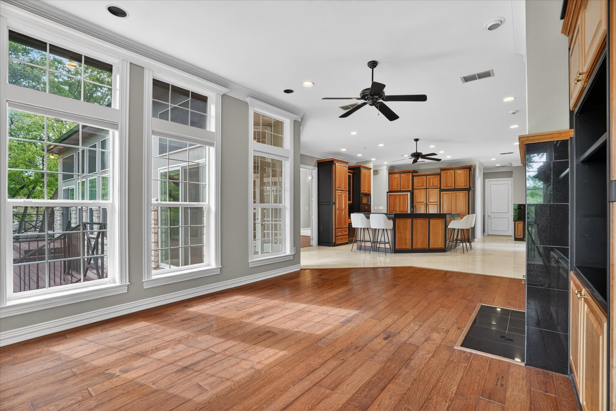 9704 Ravenswood Road Granbury TX 76049
