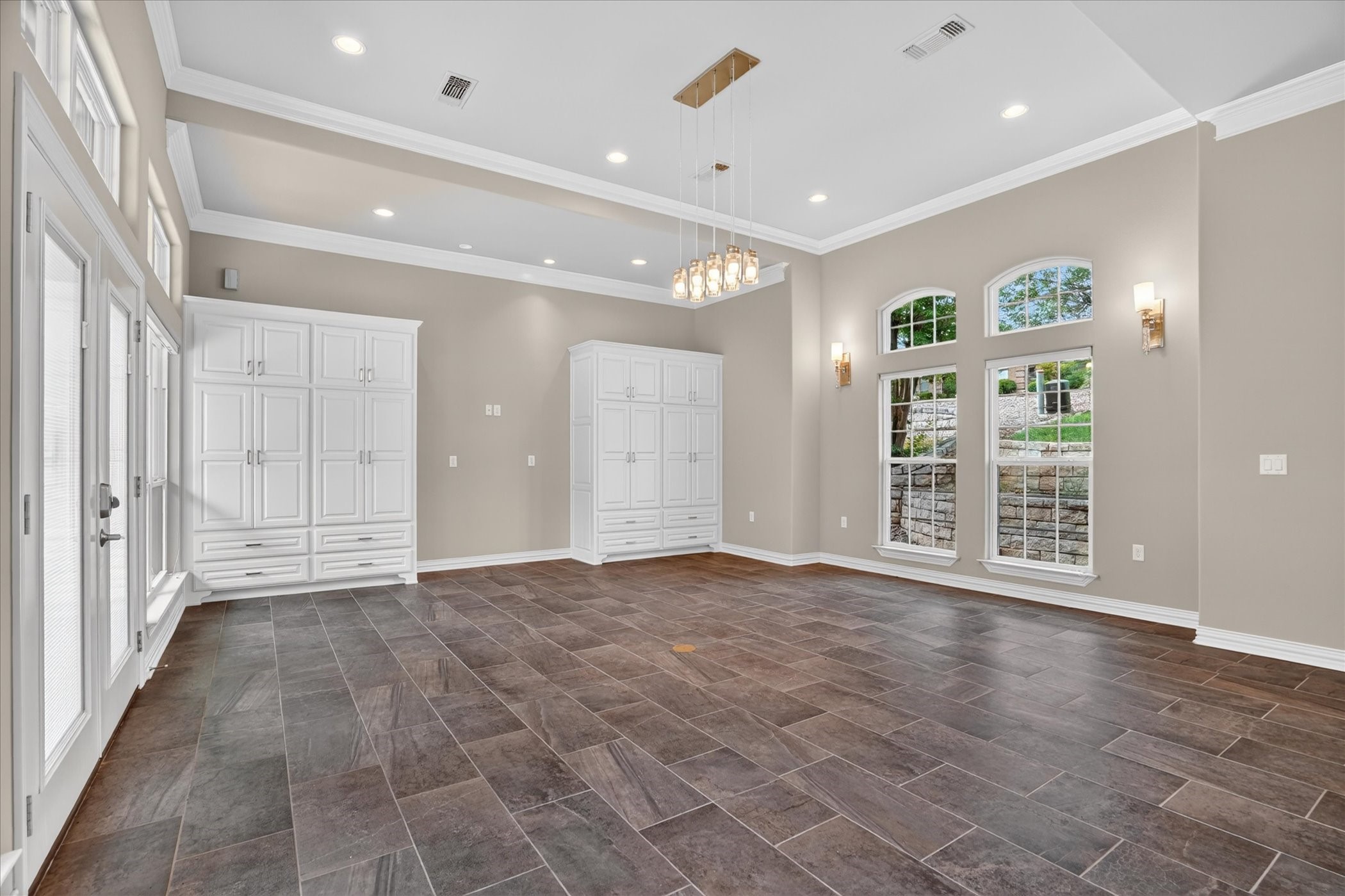 9704 Ravenswood Road Granbury TX 76049