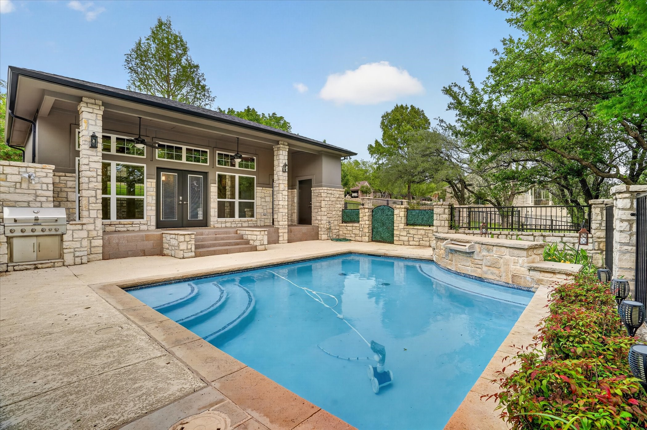 9704 Ravenswood Road Granbury TX 76049