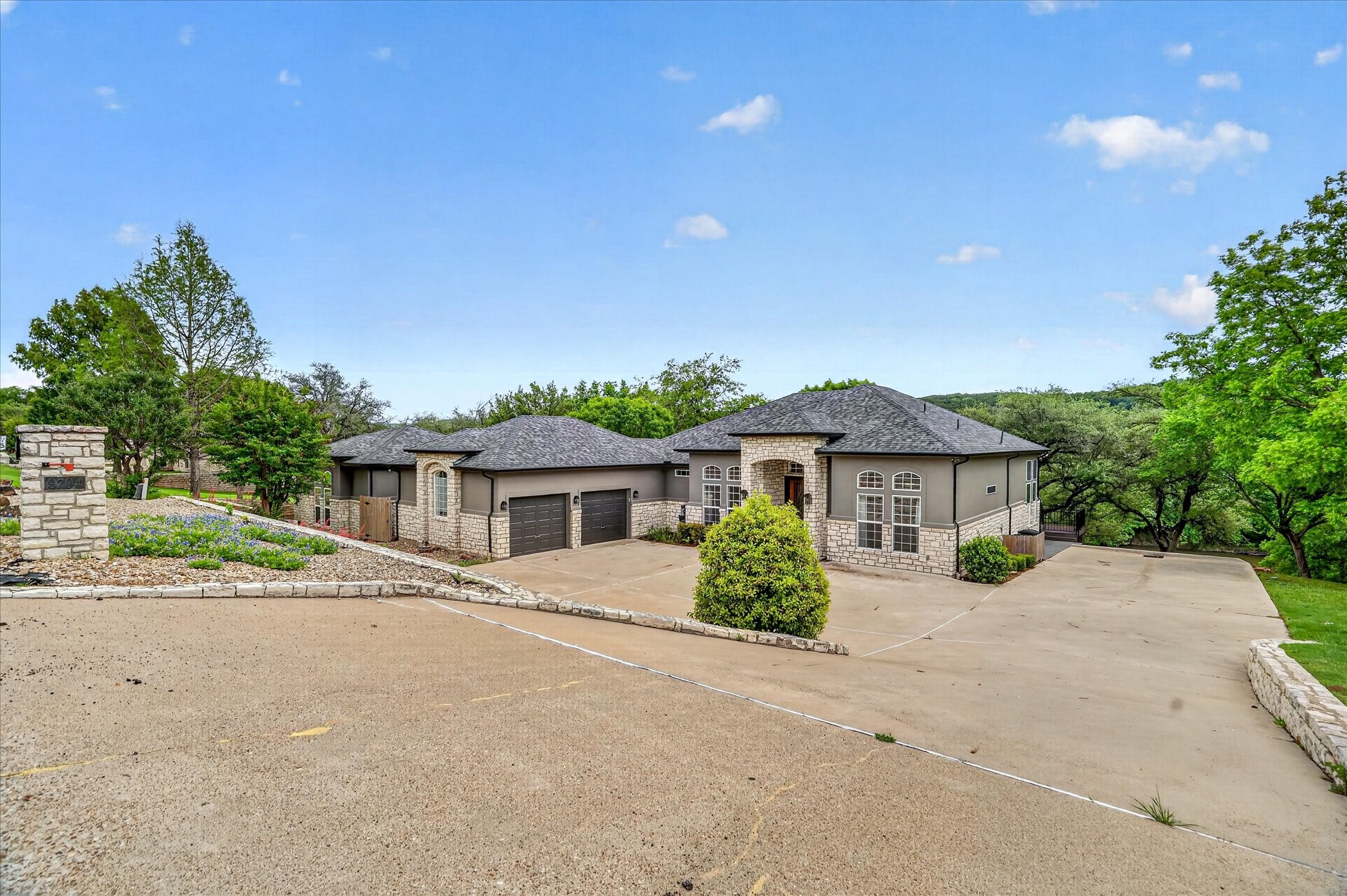 9704 Ravenswood Road Granbury TX 76049