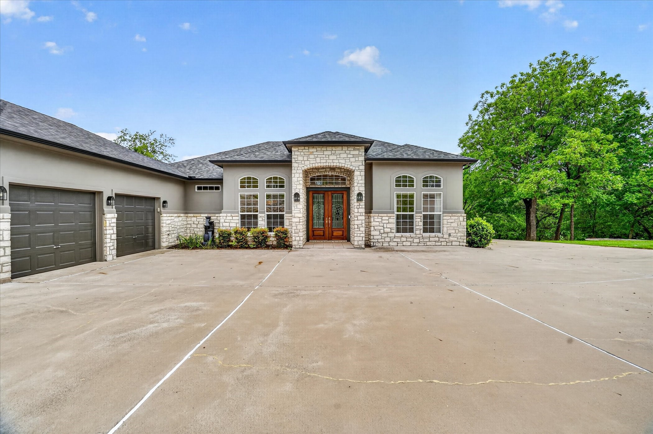 9704 Ravenswood Road Granbury TX 76049
