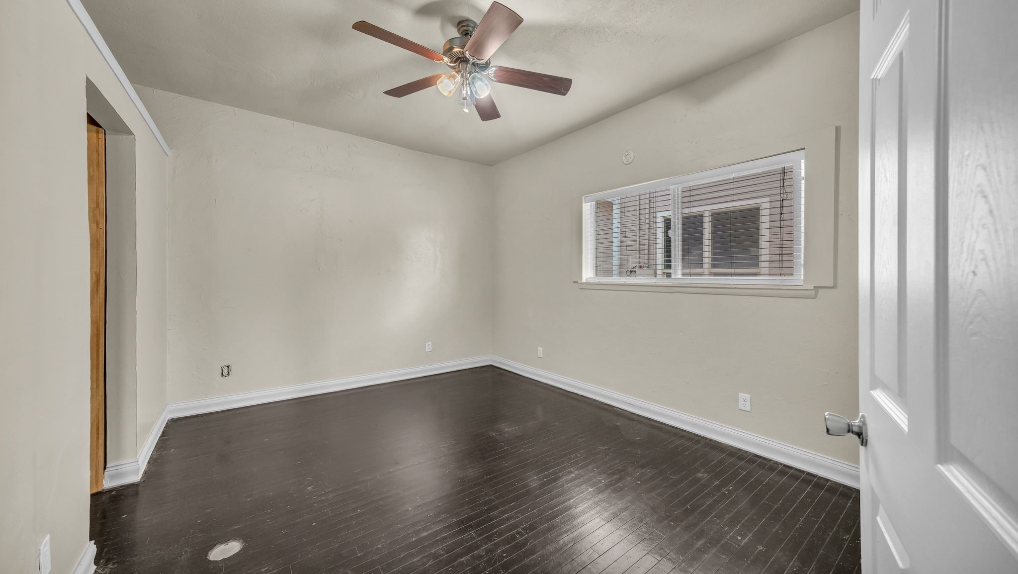 900 E Hubbard Street Mineral Wells TX 76067