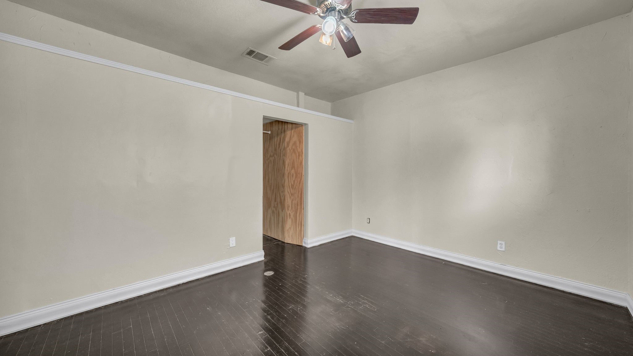 900 E Hubbard Street Mineral Wells TX 76067
