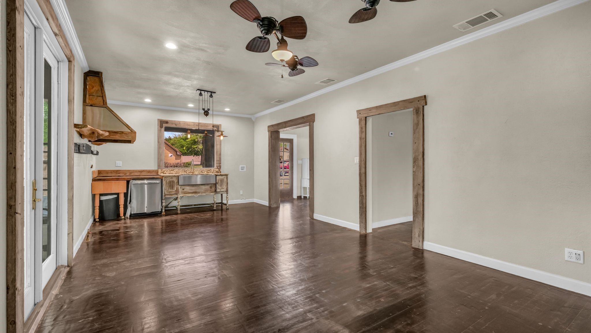 900 E Hubbard Street Mineral Wells TX 76067