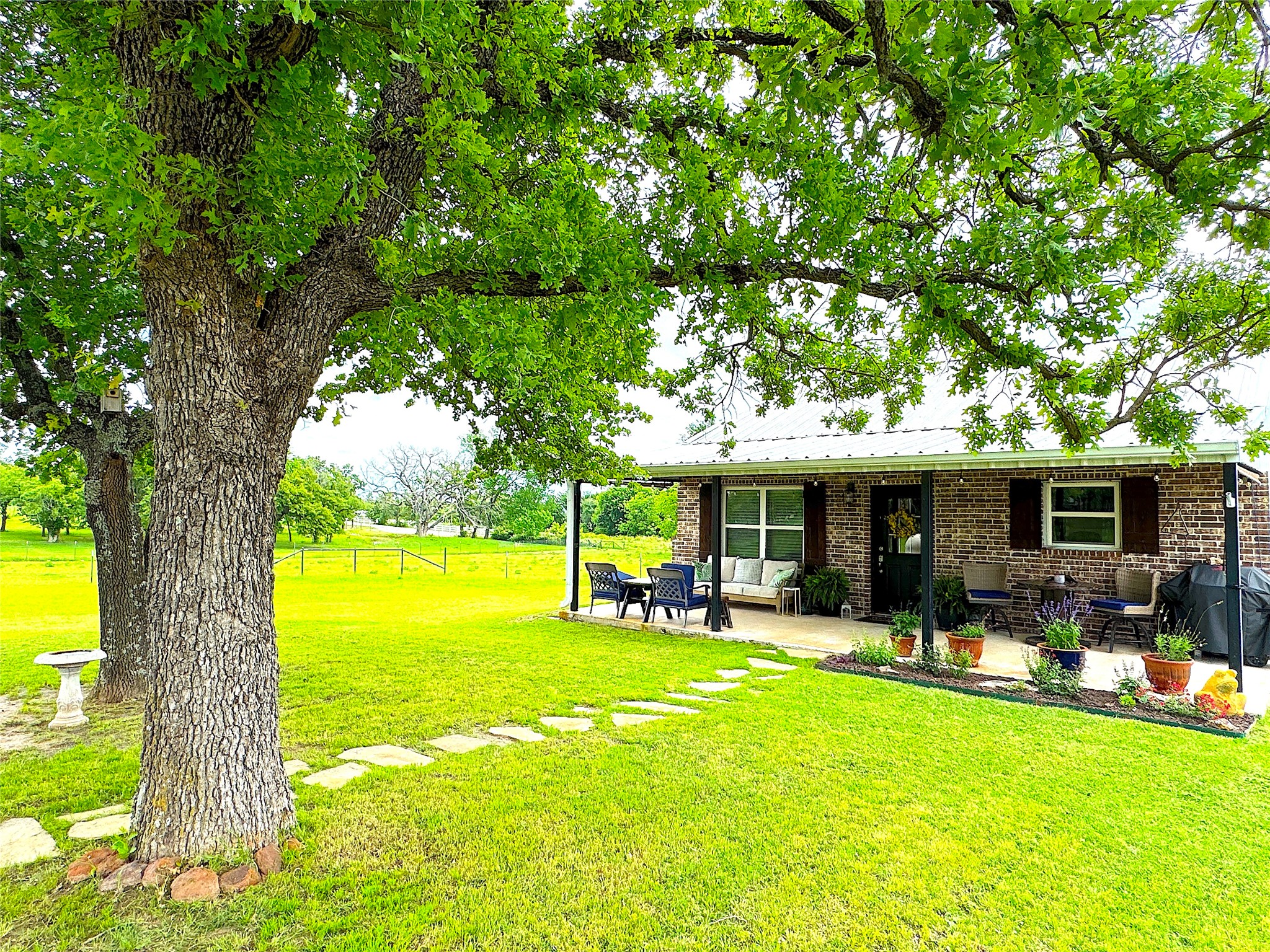 229 Oak Tree Court Poolville TX 76487