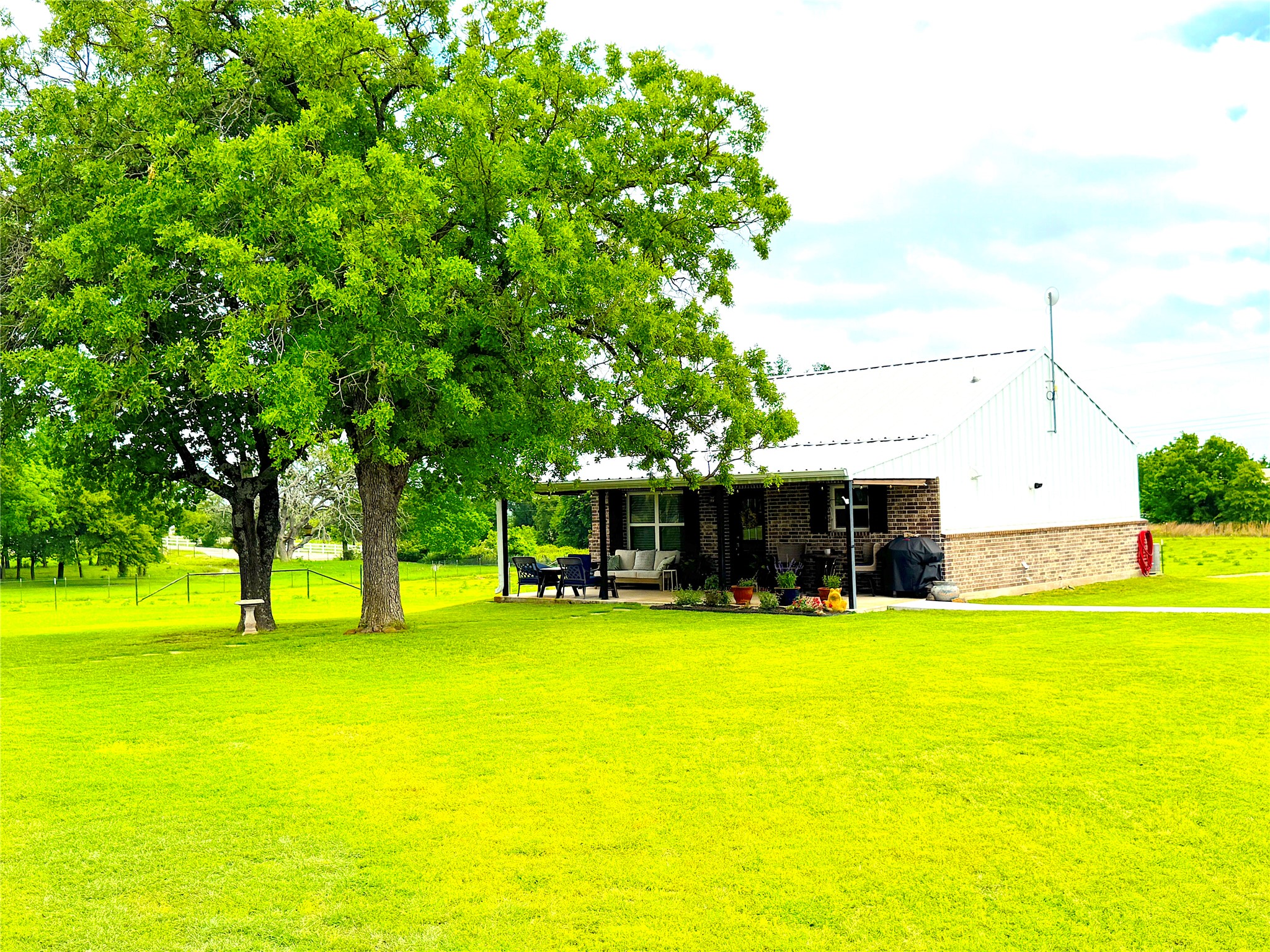 229 Oak Tree Court Poolville TX 76487