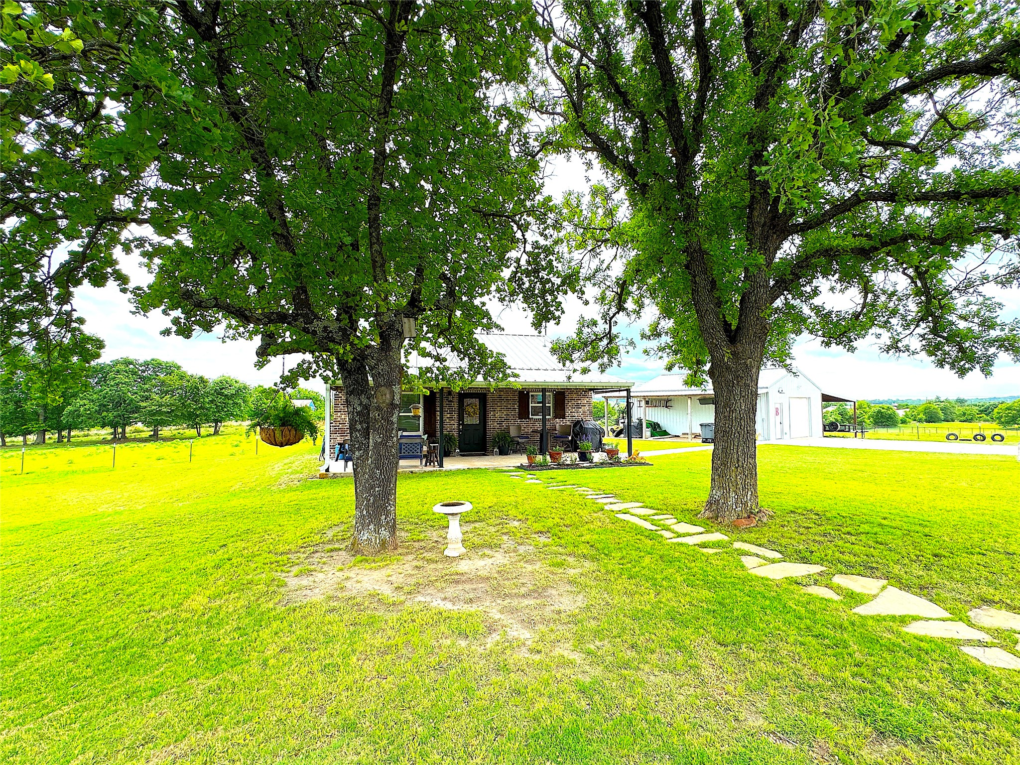 229 Oak Tree Court Poolville TX 76487