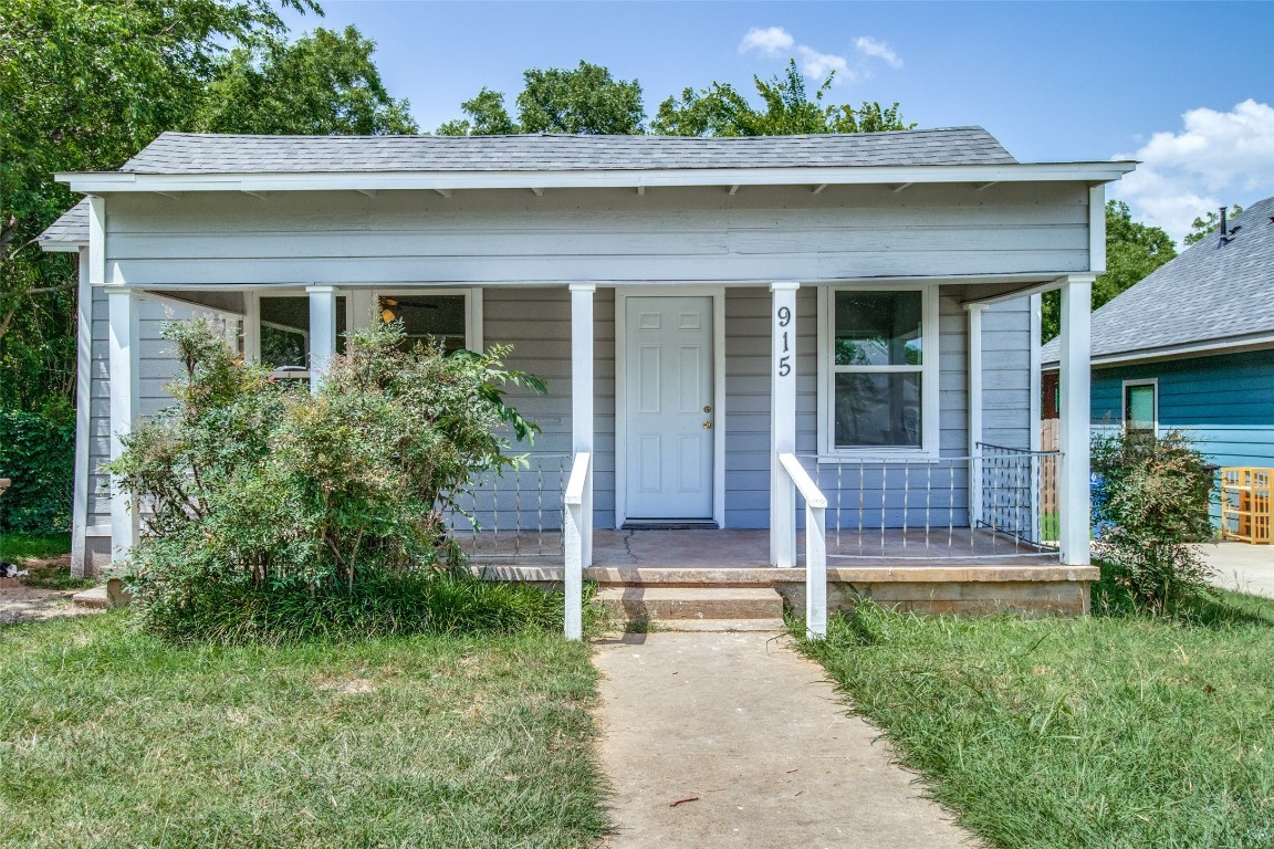 915 W Johnson Street Denison TX 75020