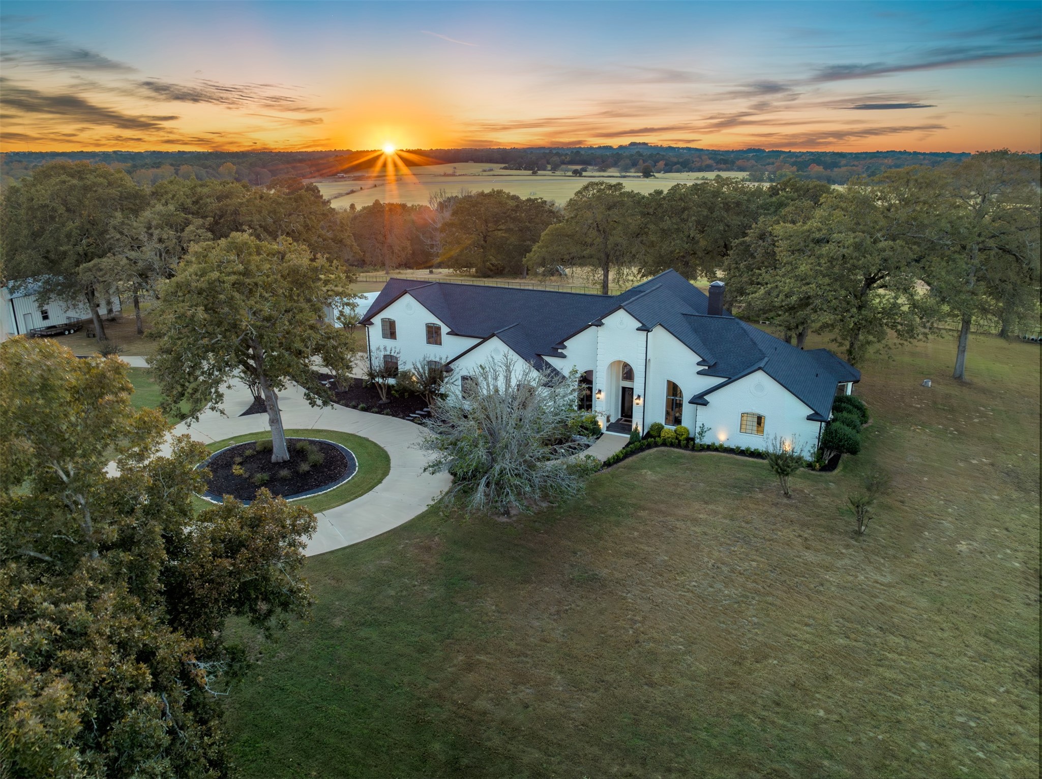 1551 County Road 3811 Troup TX 75789
