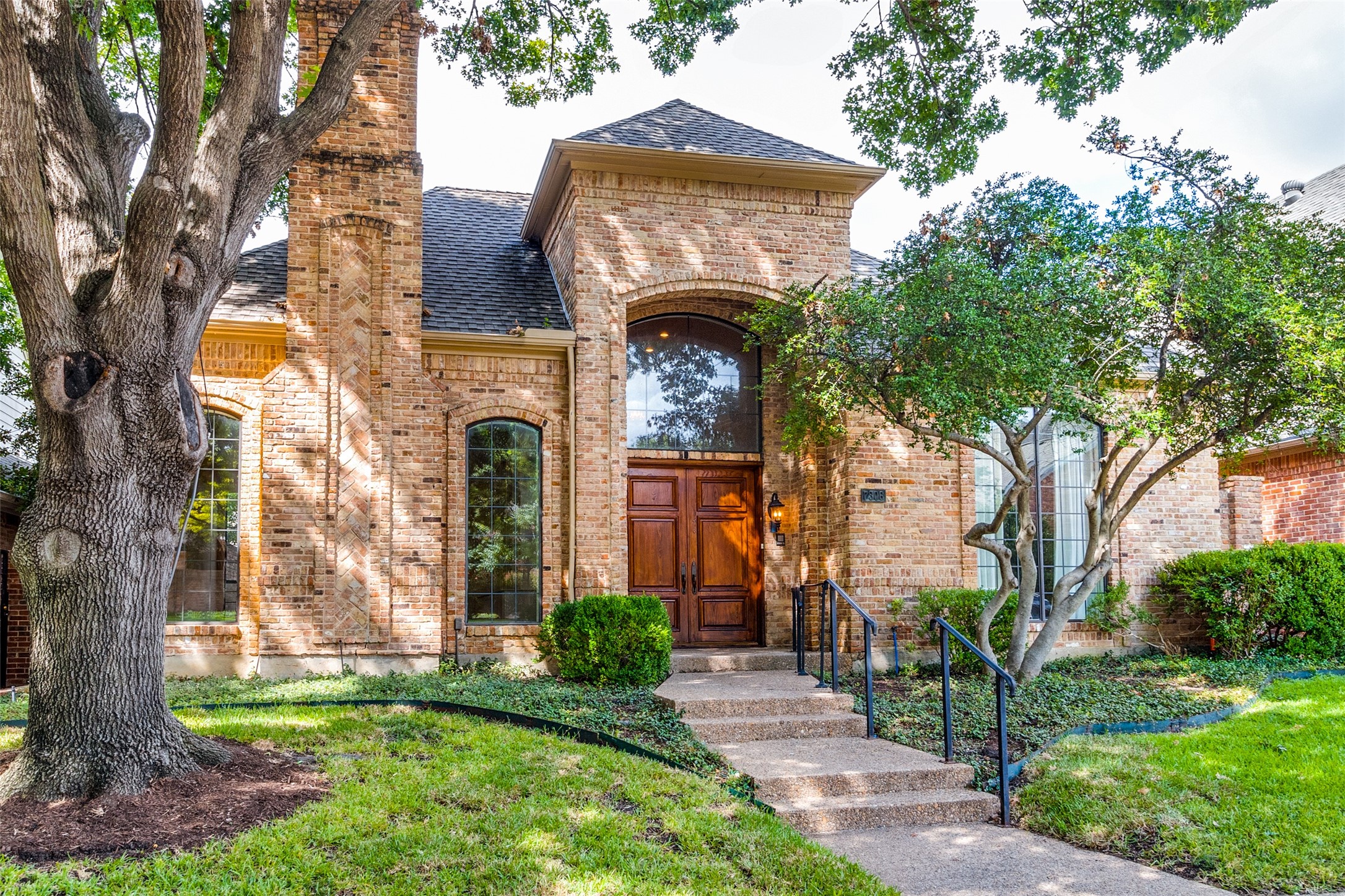 7306 Lane Park Drive Dallas TX 75225