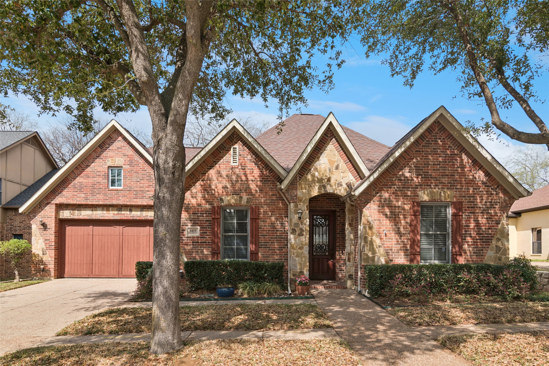 6411 Tuscany Park Drive Arlington TX 76016