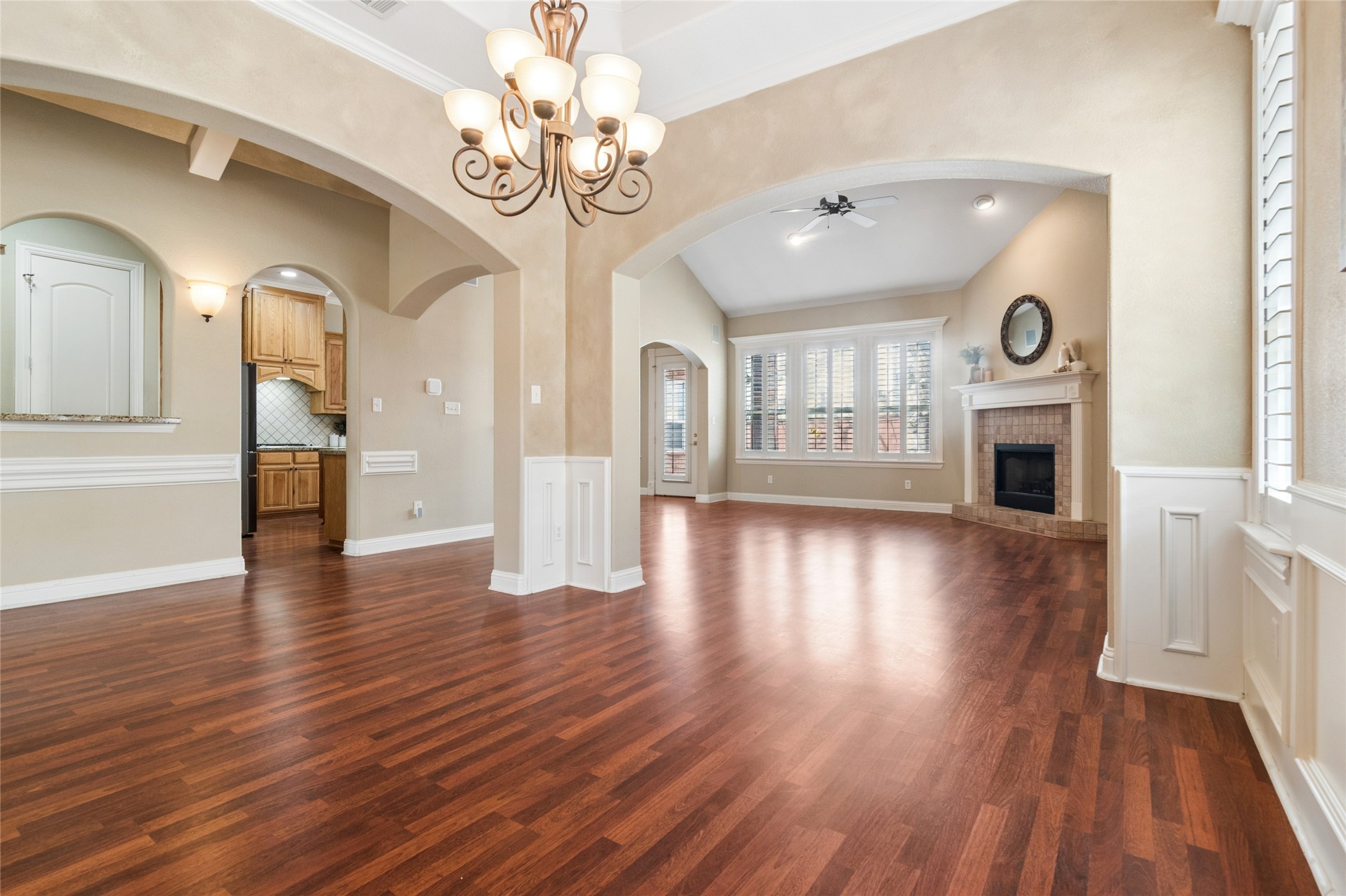 6411 Tuscany Park Drive Arlington TX 76016