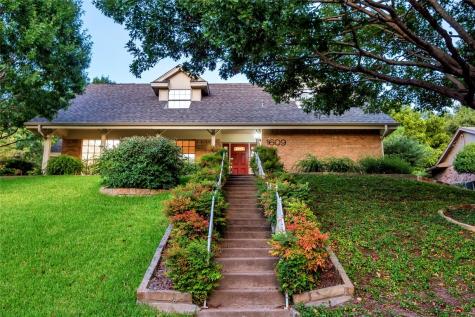 1609 Ems Road W Fort Worth TX 76116