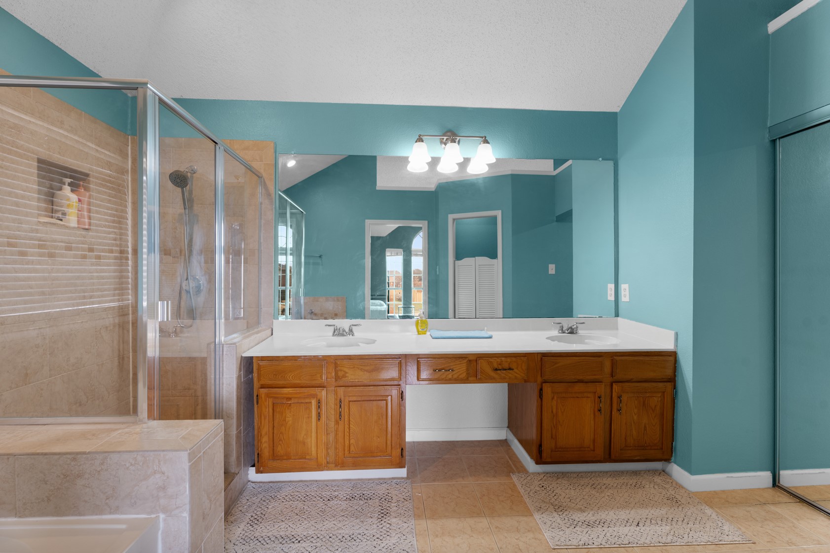 2422 Whispering Cove Circle Garland TX 75044