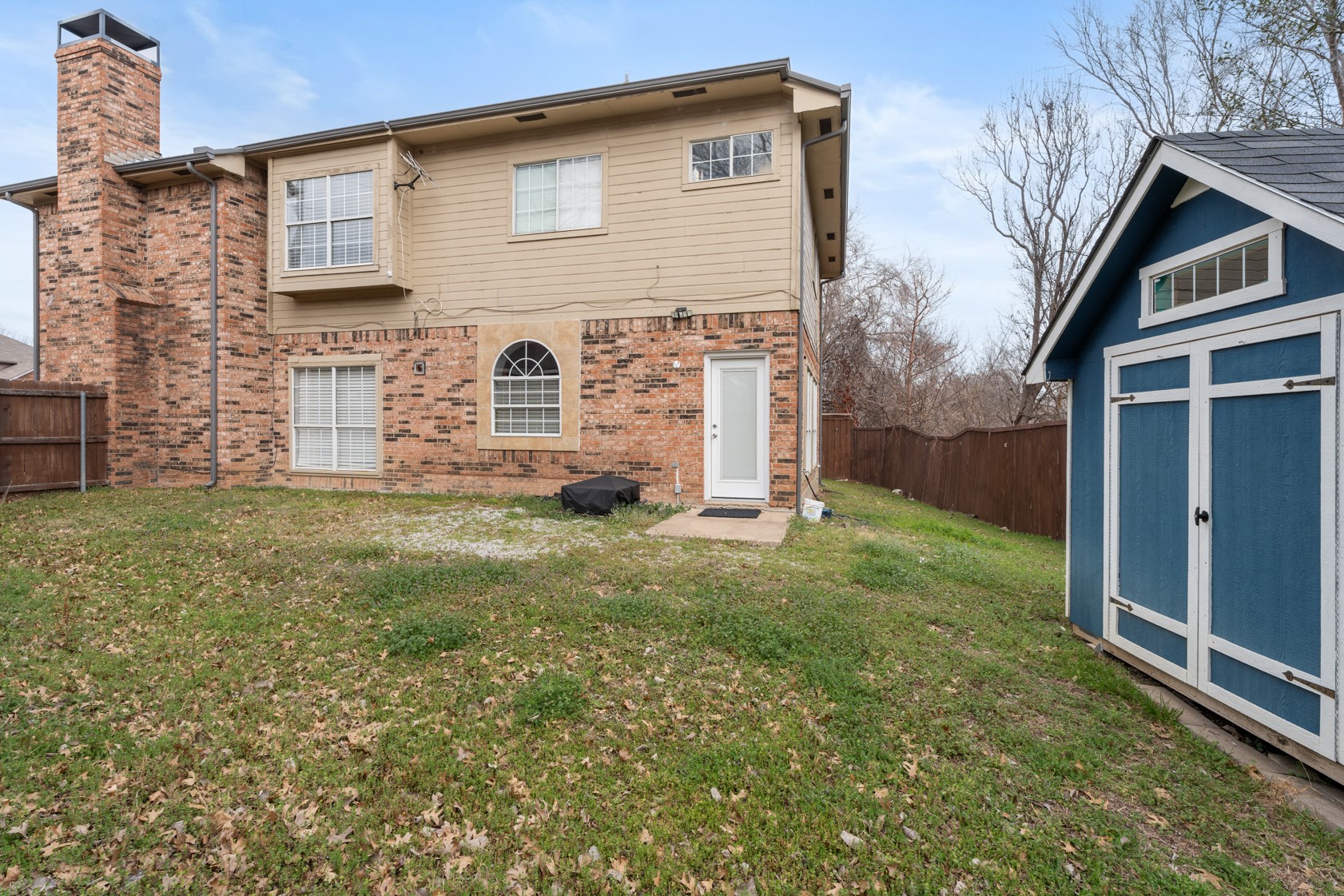 2422 Whispering Cove Circle Garland TX 75044