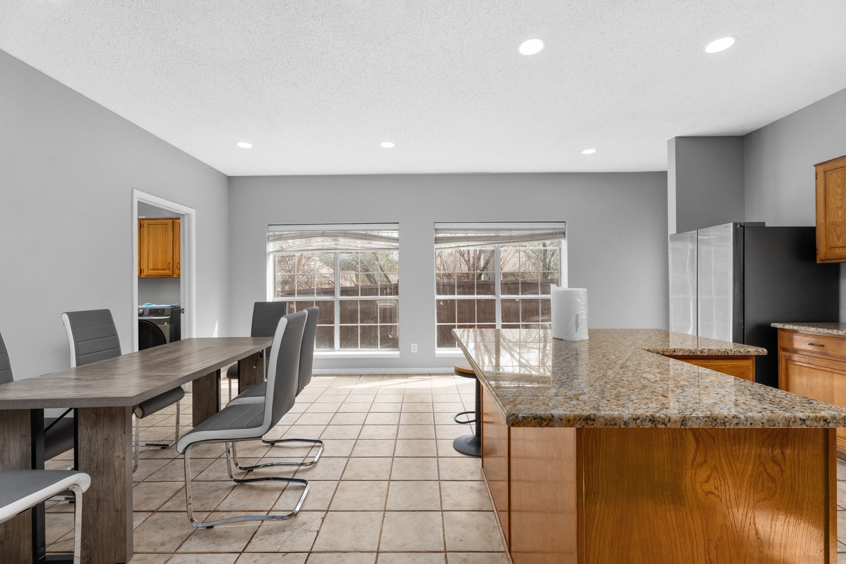 2422 Whispering Cove Circle Garland TX 75044