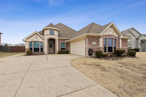 1923 Fountain Spray Drive Wylie TX 75098