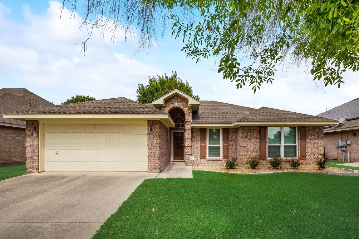1012 Kingsley Drive Saginaw TX 76179