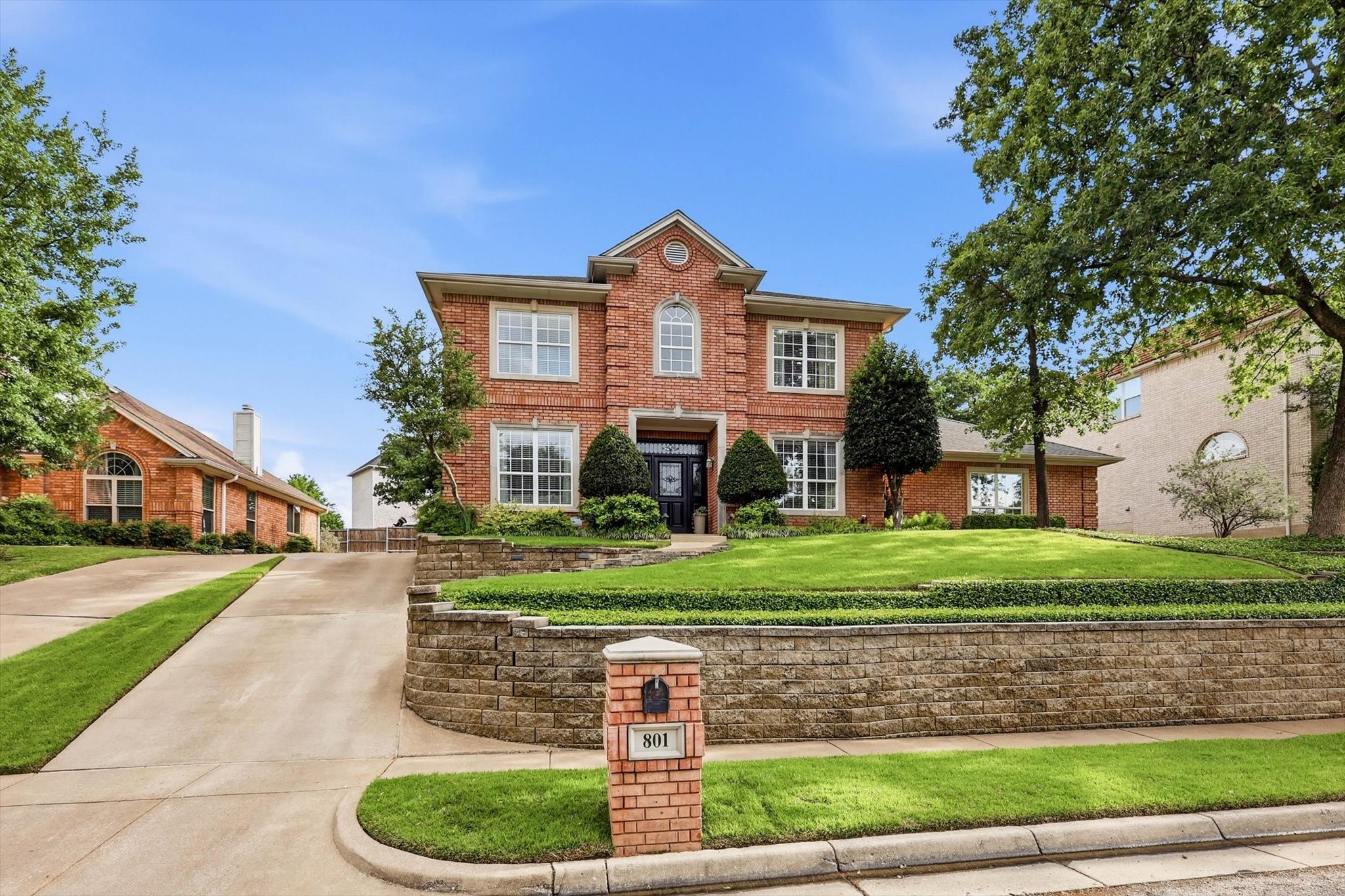 801 Bent Tree Drive Euless TX 76039