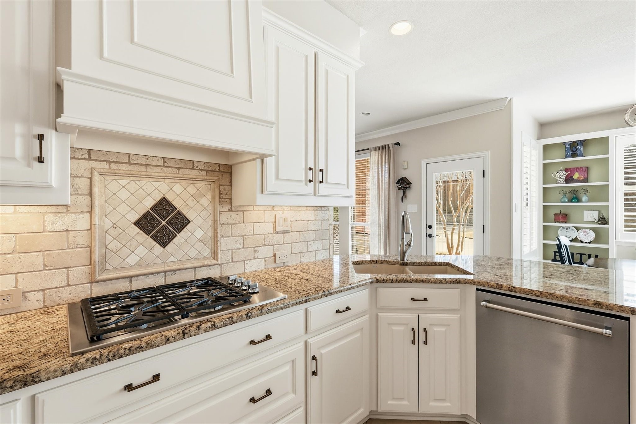 801 Bent Tree Drive Euless TX 76039