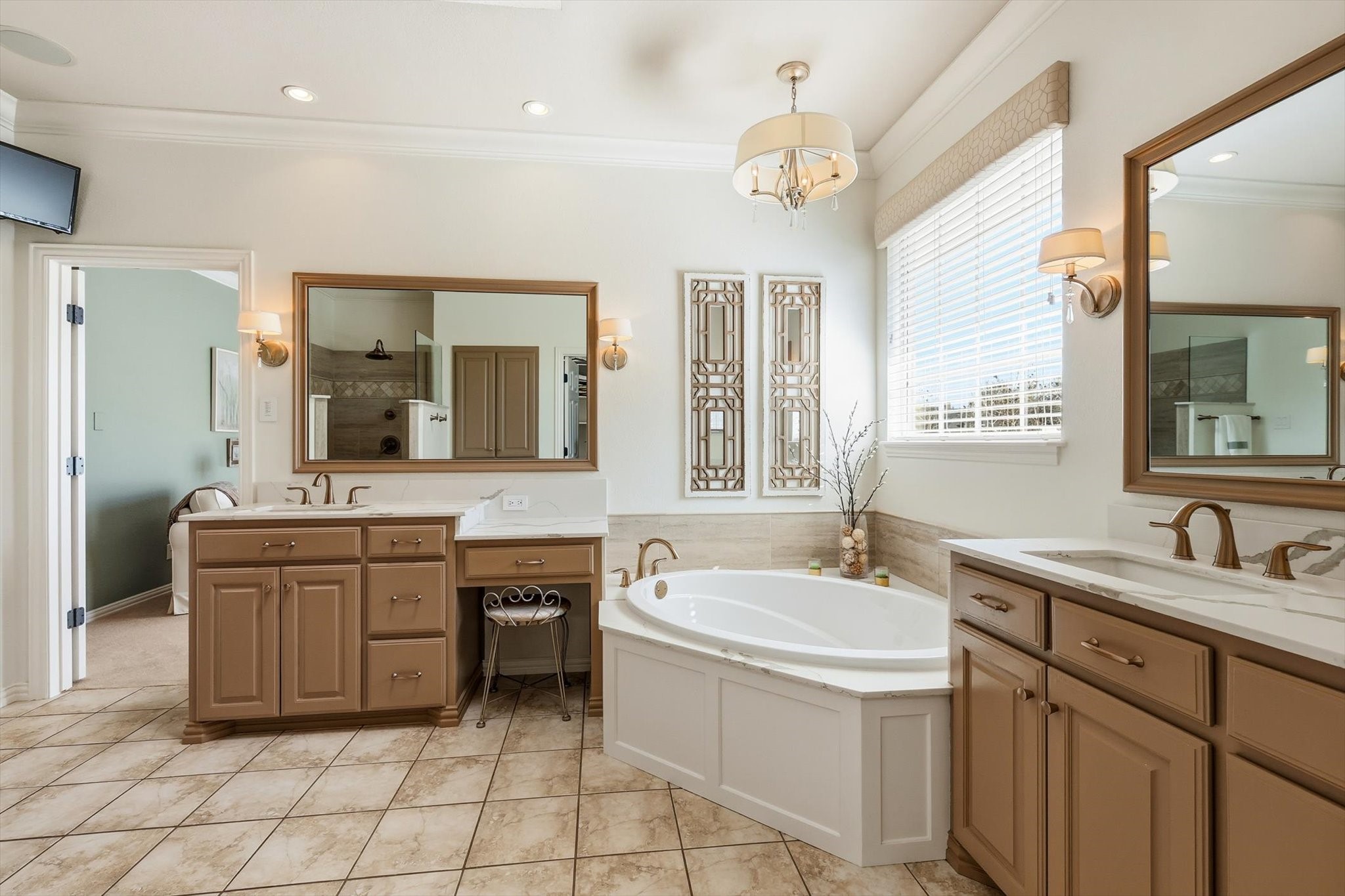801 Bent Tree Drive Euless TX 76039