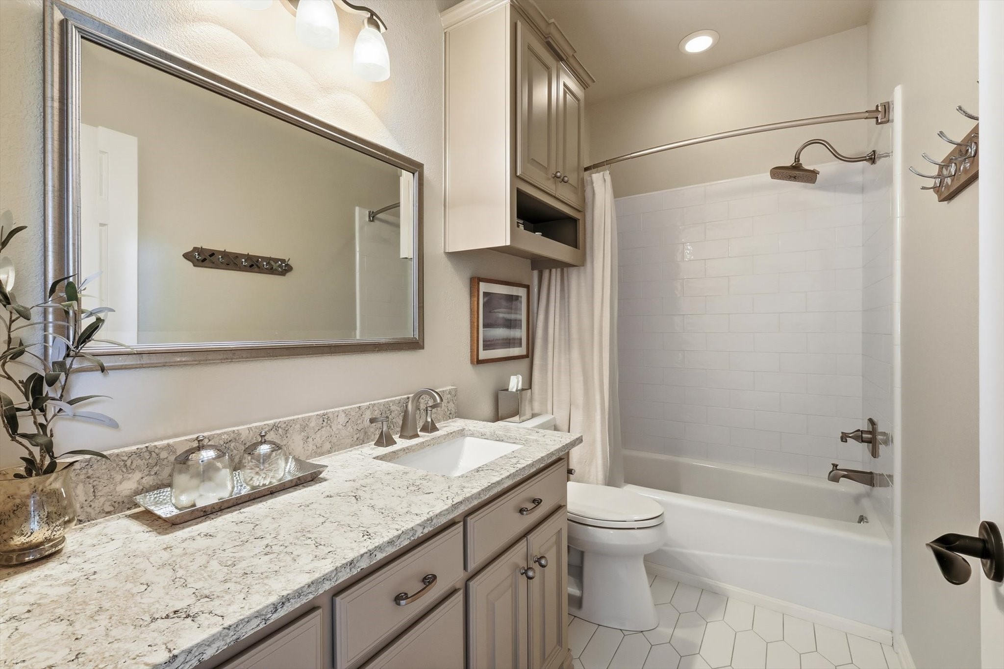 801 Bent Tree Drive Euless TX 76039