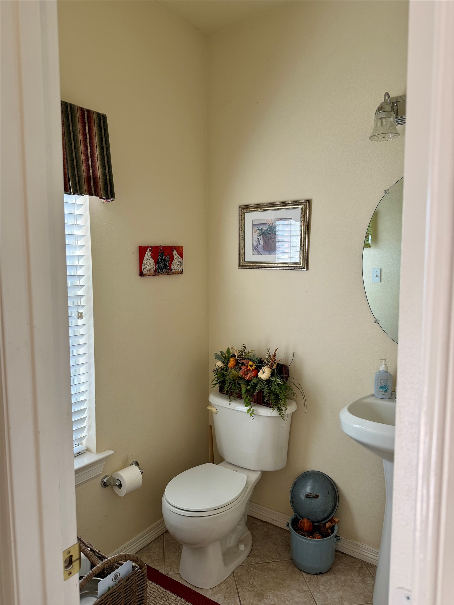 1333 E Highland Road Waxahachie TX 75167