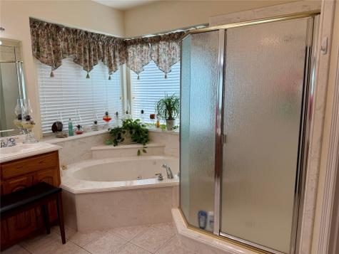 1333 E Highland Road Waxahachie TX 75167