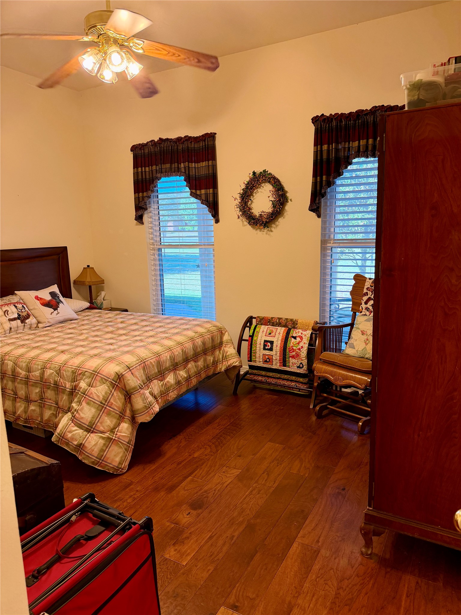 1333 E Highland Road Waxahachie TX 75167