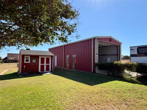 1333 E Highland Road Waxahachie TX 75167