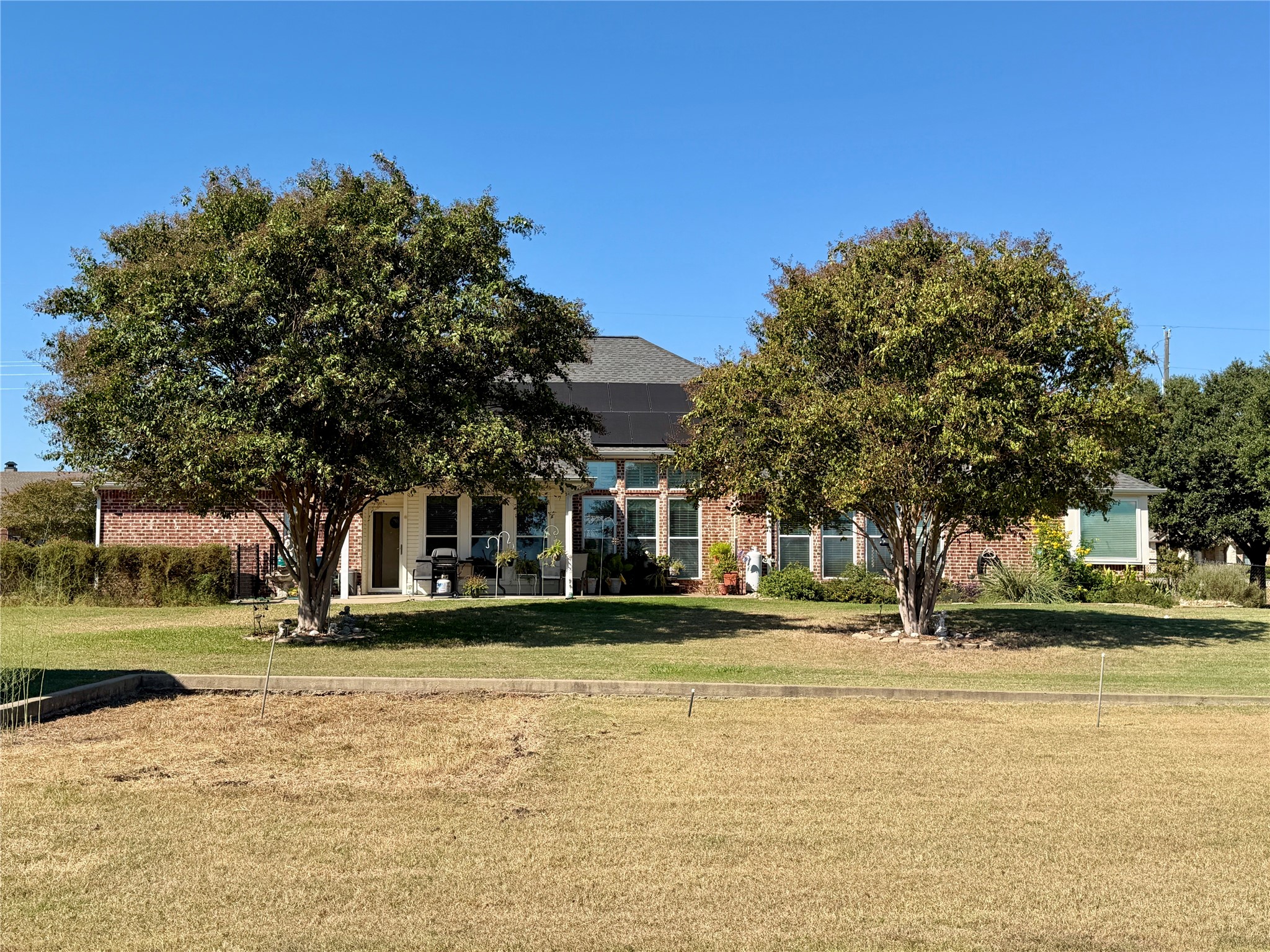 1333 E Highland Road Waxahachie TX 75167