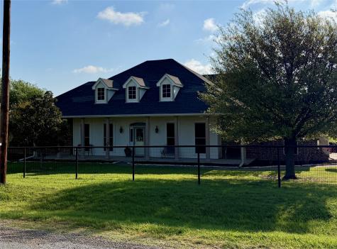 1333 E Highland Road Waxahachie TX 75167