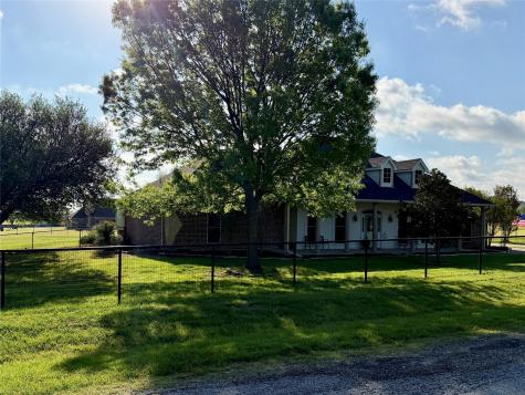 1333 E Highland Road Waxahachie TX 75167