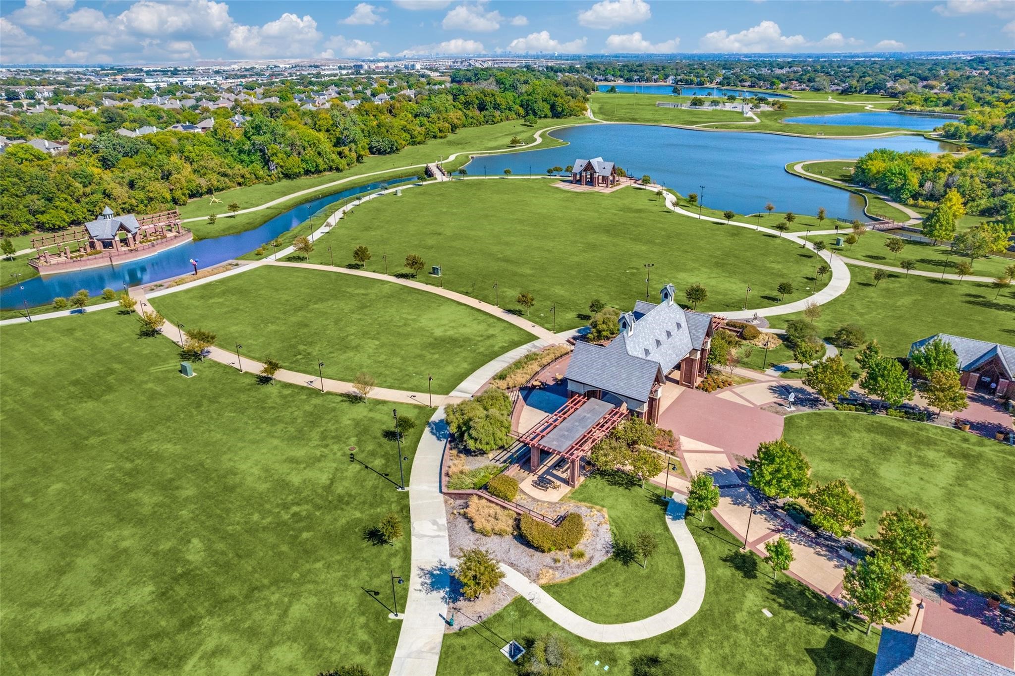 135 Manchester Lane Coppell TX 75019