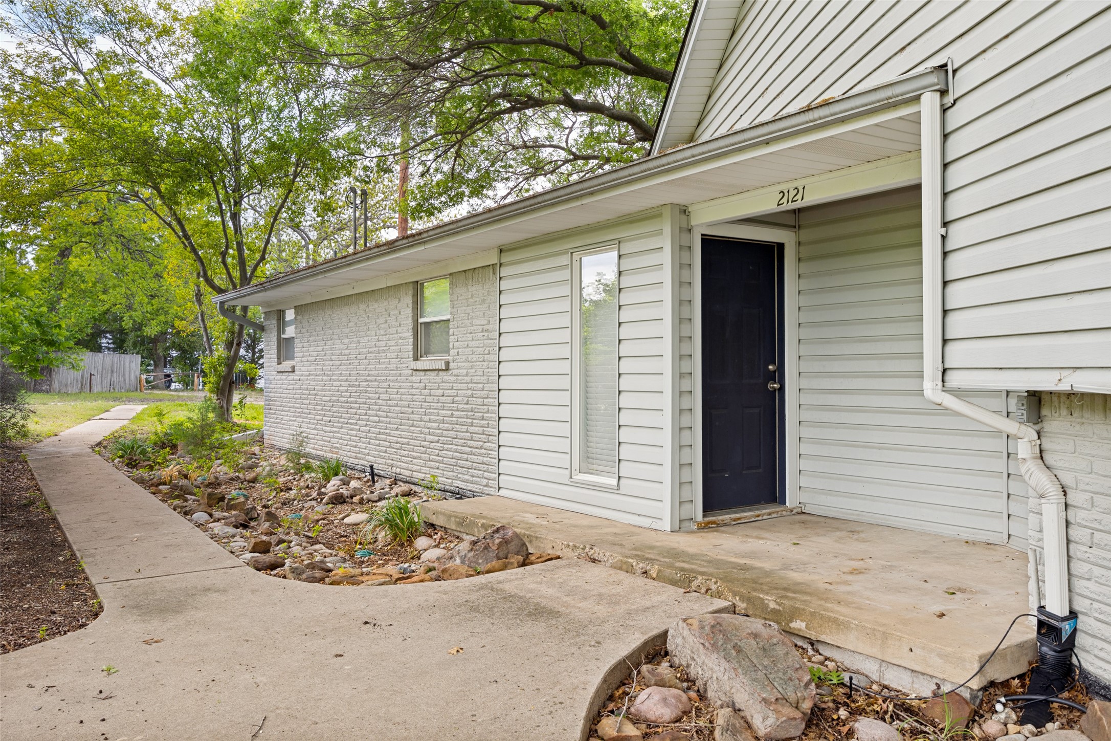 2121 E Pecan Lane Plano TX 75074
