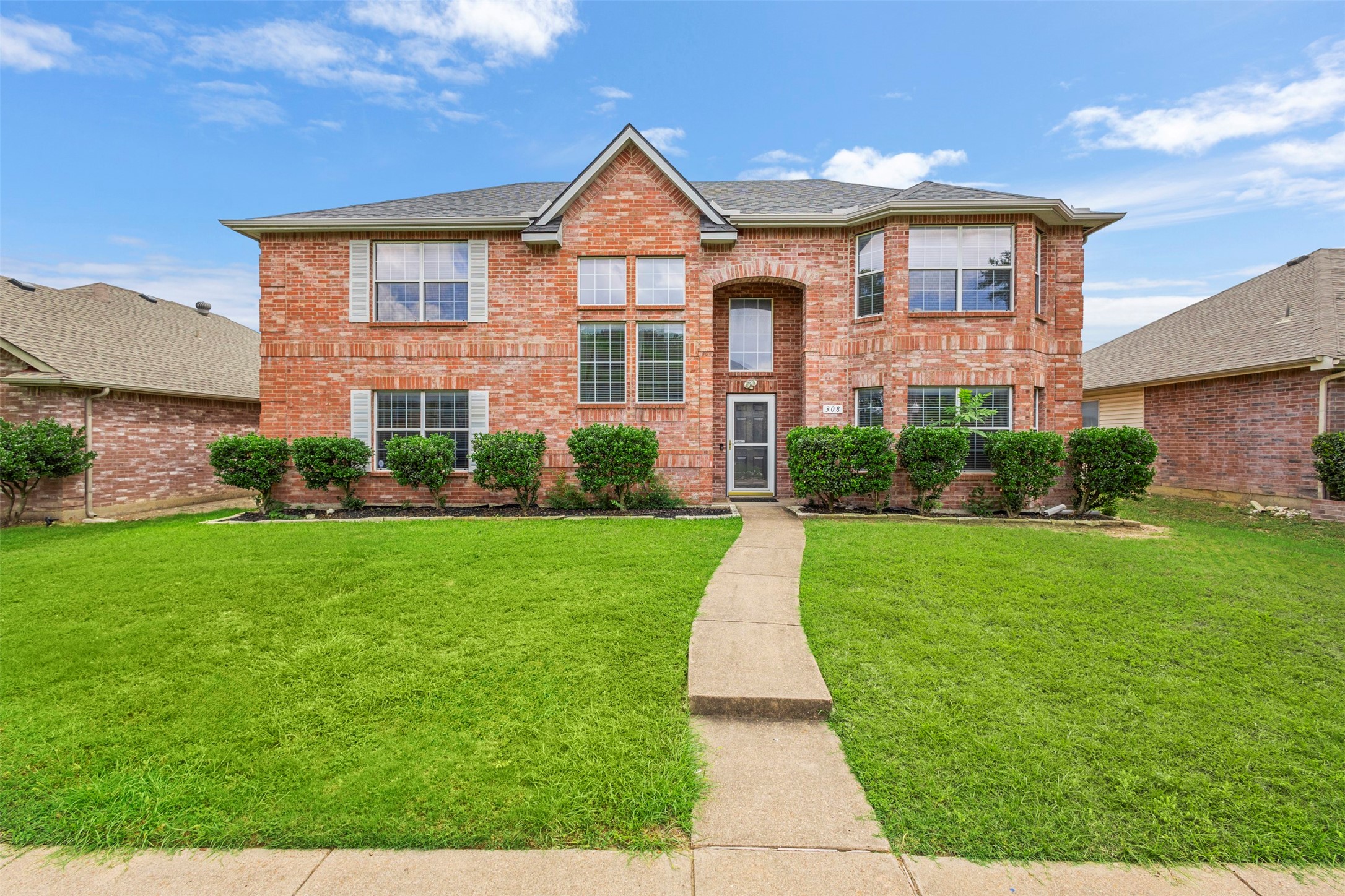 308 Valley Ridge Drive Red Oak TX 75154