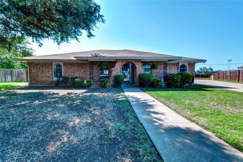 9951 Haywood Court Benbrook TX 76126