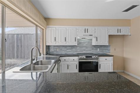1722 Plantation Road Garland TX 75044